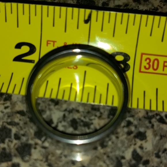 Tungsten Ring - Picture 7 of 8